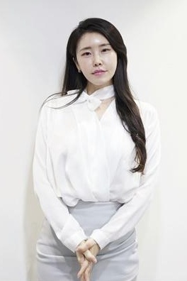 손나은